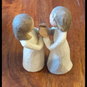 Willow Tree "Sister's by Heart"